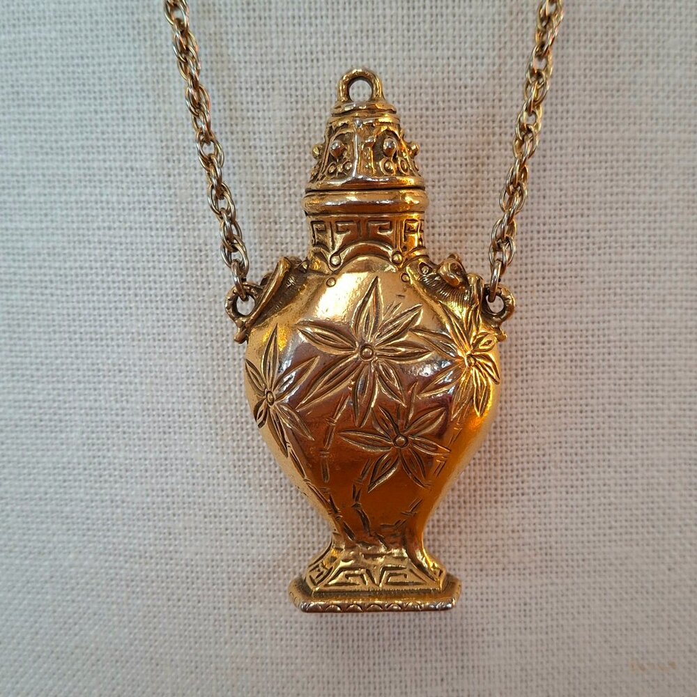 Vintage Goldette Gold Toned Etched Bottle Pendant Necklace